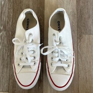 Converse Chuck Taylor White 7.5 Women
